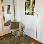 Nostalgie Boutique *