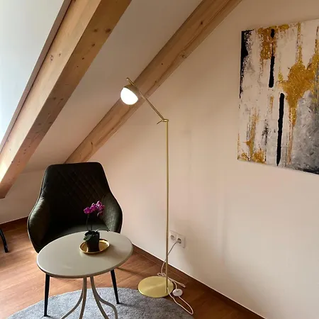 Nostalgie Boutique Apartament *