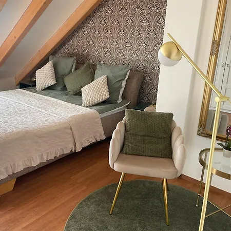 Nostalgie Boutique Apartment